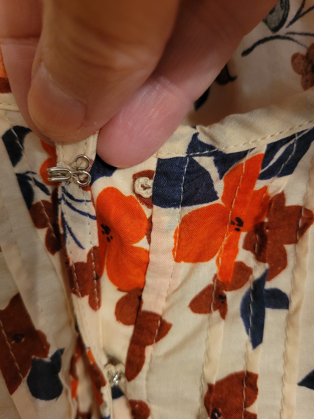 Elizabeth and James Cream Blouse with Orange & Navy Floral Print - Picture 3 of 8